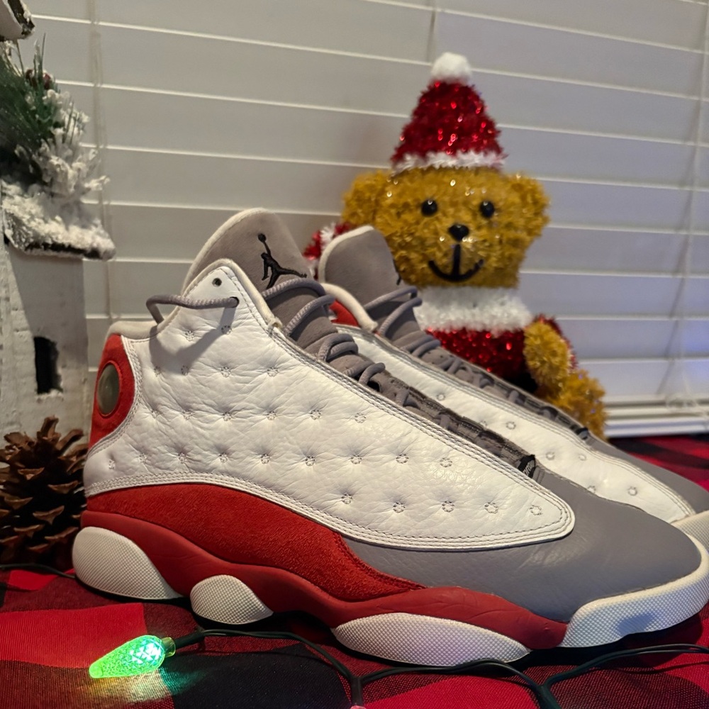 (Grey Toe) Jordan Sneakers White Red Gray